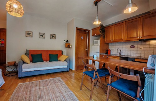 Taull Apartment | Your rustic corner with balcony and view - Erta 2