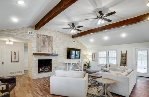 Roanoke House | Your Rustic Retreat | Backyard Oasis, Pool, Patio