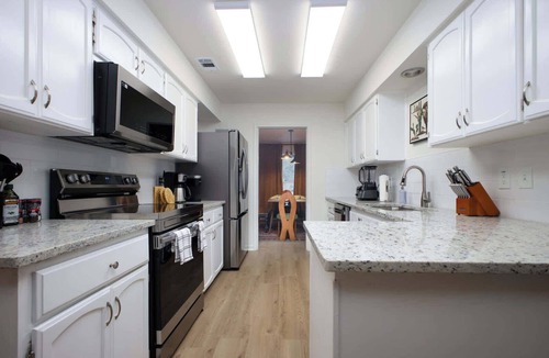 North San Antonio - SAT House | Your San Antonio Home Base — 30+ Day Stays Welcome