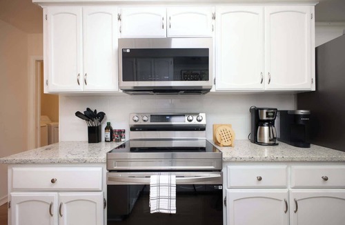 North San Antonio - SAT House | Your San Antonio Home Base — 30+ Day Stays Welcome