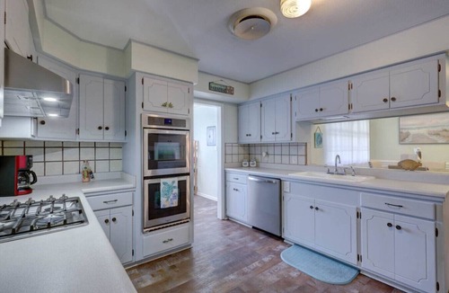 Ingleside House | Your Sea-cret Getaway Awaits!