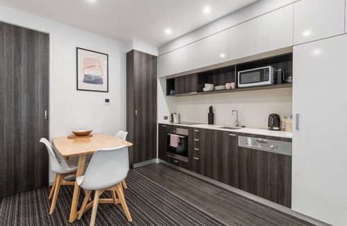St Kilda Apartment | Your St Kilda Escape - Modern, Private and Central