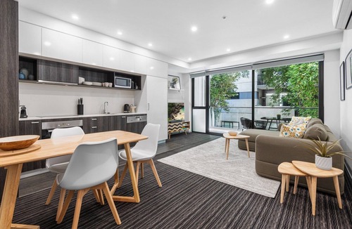 St Kilda Apartment | Your St Kilda Escape - Modern, Private and Central