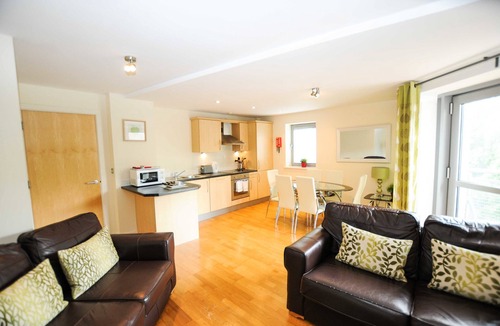 Bristol Apartment | Your Stay Bristol Hamilton Court
