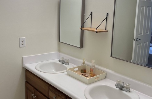 Fishers House | Your Suburban Retreat Awaits!