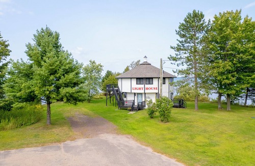 Silver City House | Your Superior Vacation Destination