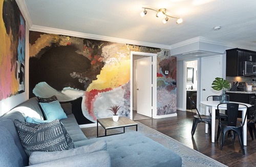 South Central Houston Apartment | Your TMC Flats! Sleeps 36, 18BR, 9BA, 9PA
