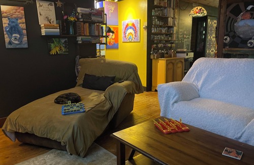 Tipp City Cabin | Your Tranquil Abode on the Holiday Road