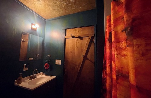 Tipp City Cabin | Your Tranquil Abode on the Holiday Road