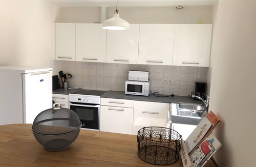Clis House | Your vacation home, in a quiet location 3km from the beach