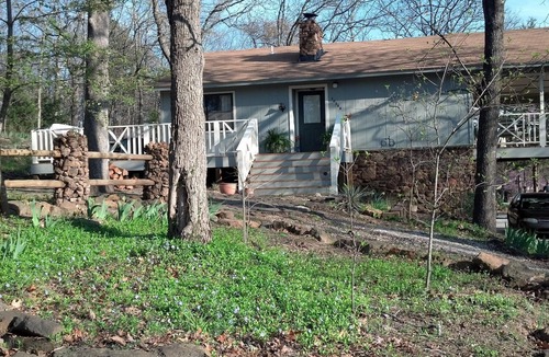 Cookson House | Your vacation "Home on the Lake!"
