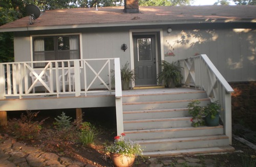 Cookson House | Your vacation "Home on the Lake!"