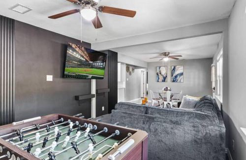 Euless House | Your WORLD CUP 2026 RETREAT