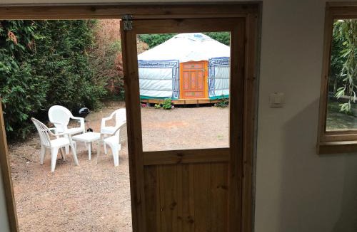 Ouezy Other | yourte Coeur de Combray