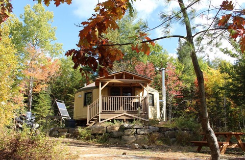 Mandeville Cabin | Yourte Luxueuse Jusqu'à 8 Personnes