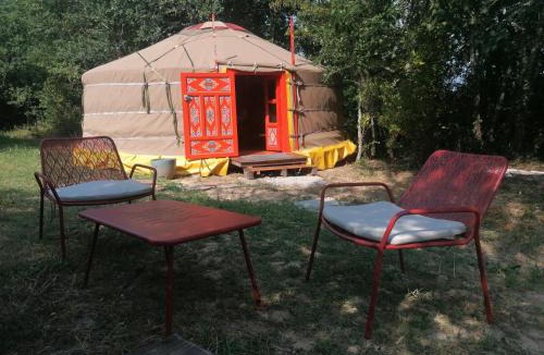 Serignac Other | Yourte Mongole Aux nuits insolites d'Argoumbat