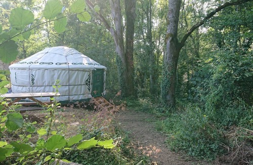 Bussiere-Badil Cabin | Yourte Mongole Authentique, la Zenitude Verte Dans le Périgord Vert