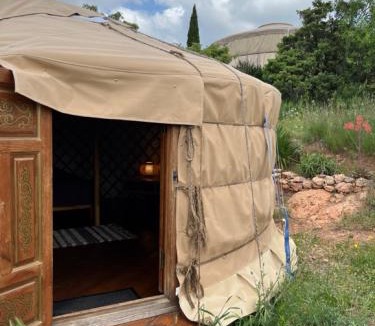 Tuchan Ski Chalet | Yourte Nature/Gîte Saint Roch