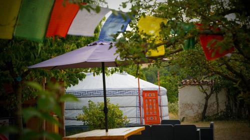 Marcoux Other | Yourte traditionnelle mongole