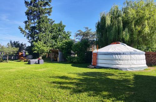 Marcoux Other | Yourte traditionnelle mongole