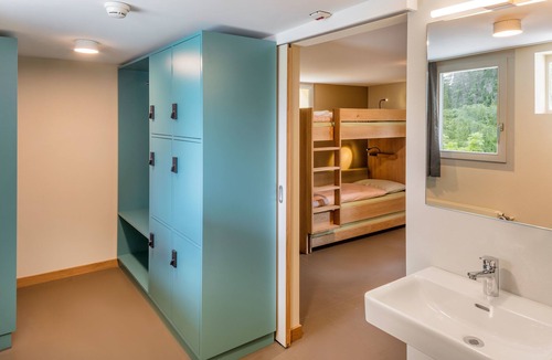 Montana Hotel | Youth Hostel Crans-Montana
