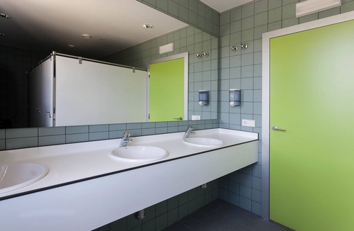 Igantzi Hostel | Youth Hostel Non Stop Inn by IrriSarri Land