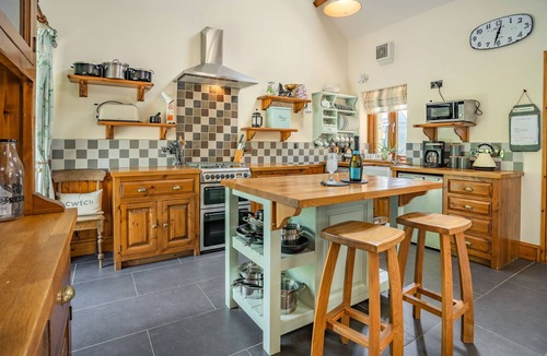 Llanedy Cottage | Ysgubor Hir