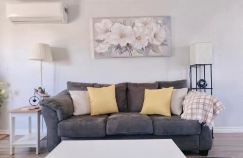 North River Villa | Yuan's Cozy 4BR House in Charlottetown