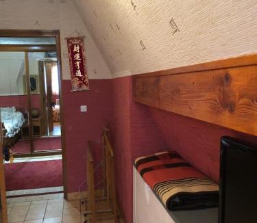 La Ville-du-Bois House | Yufan