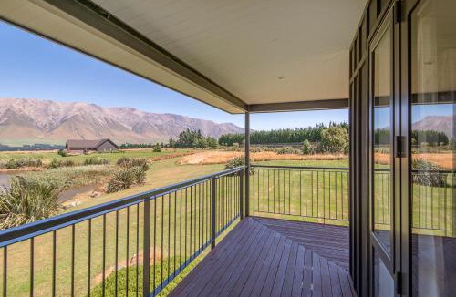 Windwhistle Ski Chalet | Yuki's Chalet - Terrace Downs