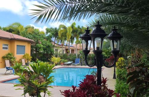 Ludlam House | Yuli's Home