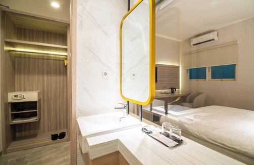 Gorontalo Hotel | Yulia Hotel Managed by HIG