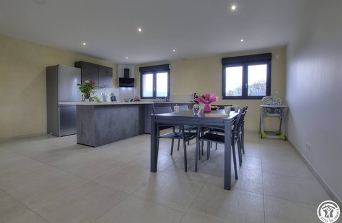 Thoiry Other | Yuna - Thoiry - Gîte