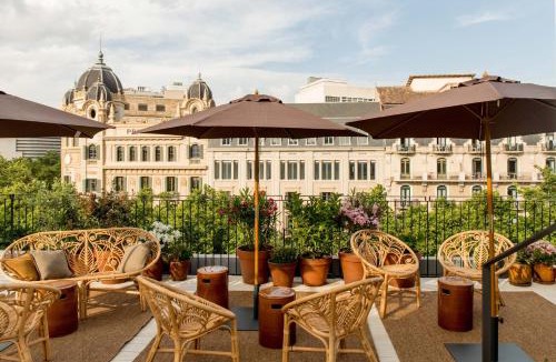 Gothic Quarter Hotel | Yurbban Ramblas Boutique Hotel