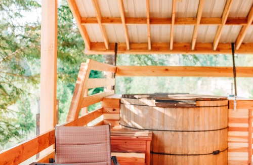 White Salmon House | Yurt at Rivendell Romance in the Forest