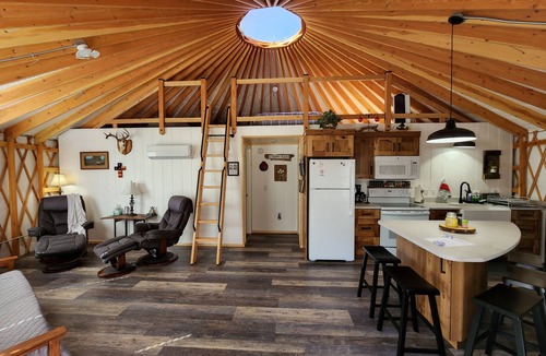 Superior Cabin | Yurt on the Clark Fork River