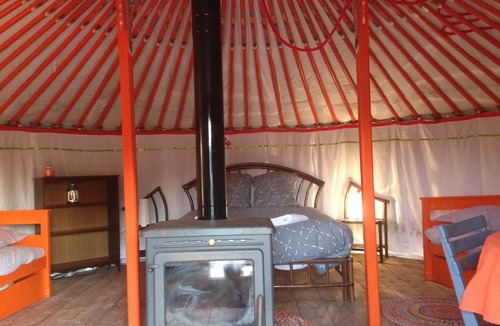 Saint-Leger-sur-Dheune RV Rental | Yurt-Vanity unit-Yourte Mongole