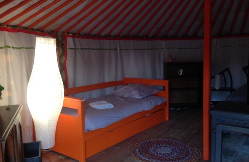 Saint-Leger-sur-Dheune RV Rental | Yurt-Vanity unit-Yourte Mongole