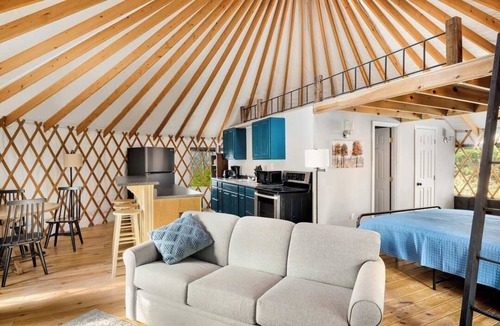 Wardensville House | Yurt w/hot tub & fire pit near Lost River