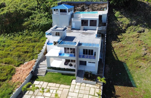 Cabrera House | yurys villa