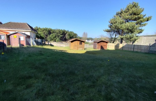 Quend-Plage-les-Pins Apartment | Yvéro 2 bedroom ground floor apartment Quend plage