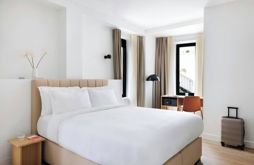 Vanves Hotel | Yvette Hotel Porte de Versailles, Sonder by Marriott Bonvoy