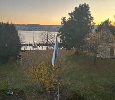 Wollishofen House | Zürichsee, Privatzimmer atemberaubender Aussicht