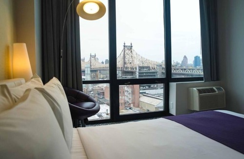 Hunters Point Hotel | Z Hotel