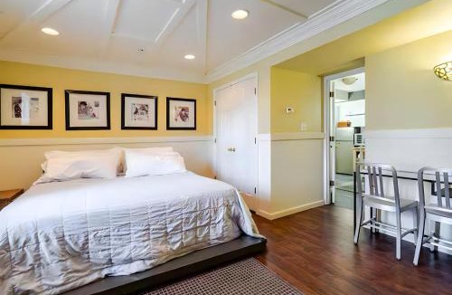 Upper Marlboro Apartment | Z Presidential Suite