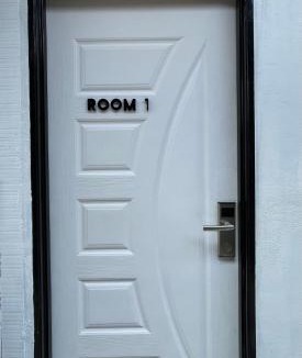 Kampung Pasir Hantu Hotel | Z&Z Budget Room