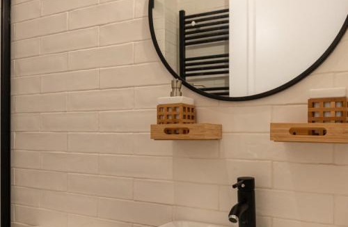Zabala Apartment | Zabala AC by Staynnapartments