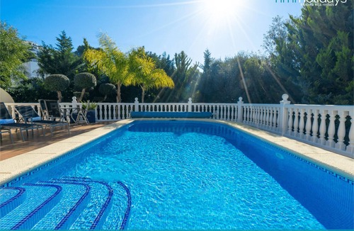 El Portet Villa | Zaccori - 5 bedroom villa in El Portet - pool table and ping pong
