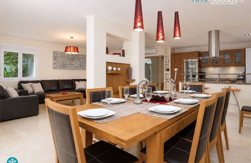 El Portet Villa | Zaccori - 5 bedroom villa in El Portet - pool table and ping pong