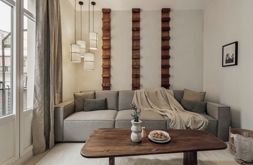 El Poble-sec Apartment | Zafiro - 3 bedrooms and balcony in Sants